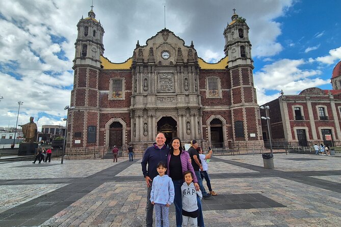 100% PRIVATE Tour in the Basilica of Guadalupe with Transportation - The modern basilica and the original image