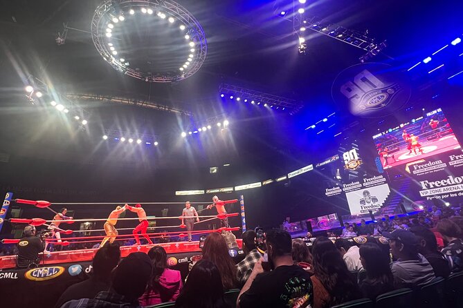2 hours Lucha Libre Show (mexican wrestling) with transport - Key points to know before you book
