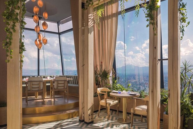 30' Mexico City Helicopter Tour - Landing at Ritz Carlton Reforma - What the private format really gives you