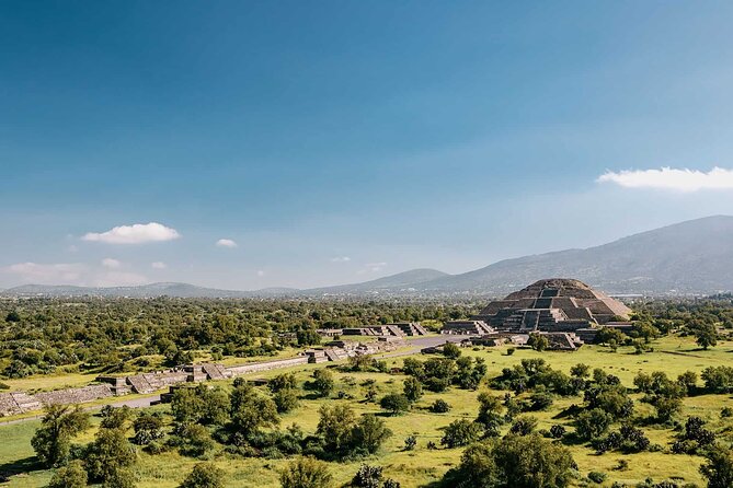3X1 Teotihuacan, Basilica of Guadalupe, Tlatelolco and Tequila Tour - Tlatelolco adds a different Aztec story