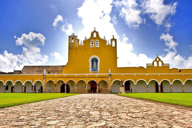8-Day Best of Mexico Tour: Mexico City to Cancun - Day 4: Palenque ruins and the walls of Campeche