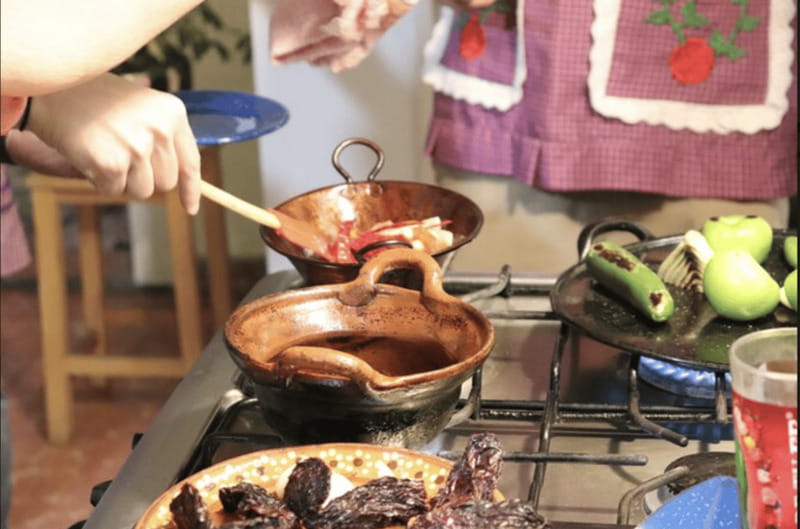 Authentic Mexican Salsas Workshop - Agua de Jamaica and the pace of the afternoon