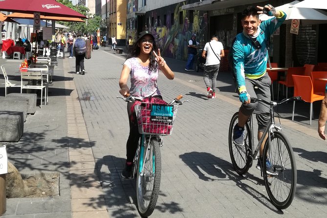 Aztec Tlan - Heritage Bike Tour CDMX - The Zócalo and the city’s enormous main square