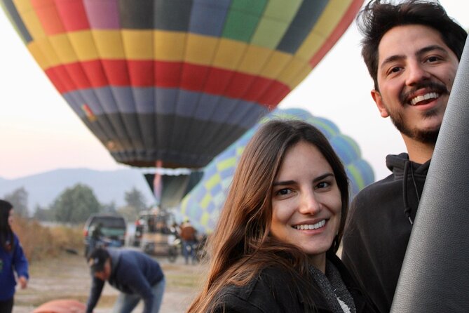 Balloon Flight and Teotihuacan Tour w/Breakfast from Mexico City - Walking through Teotihuacán with a guide