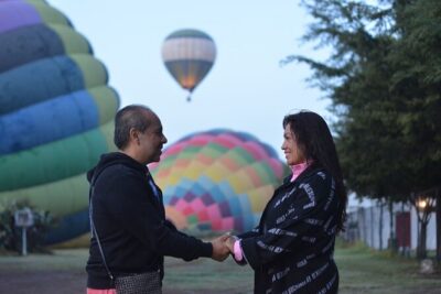 Balloon Flight + Breakfast in a cave + Pick up CDMX + Pyramids