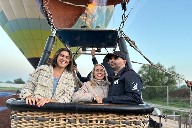 Balloon Flight + Breakfast in a cave + Pick up CDMX + Pyramids - Pulque, tequila, maguey, and the souvenir stop