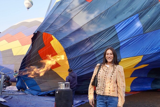 Balloon Flight + Breakfast in cave + Pick-up in Cdmx (Optional) - Obsidian, murals, and a second cave