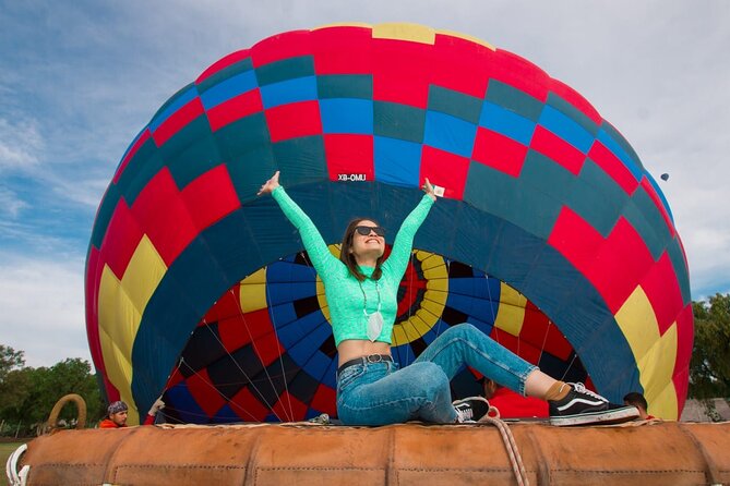 Balloon flight + CDMX pickup + Buffet Breakfast - Who will enjoy this morning most?
