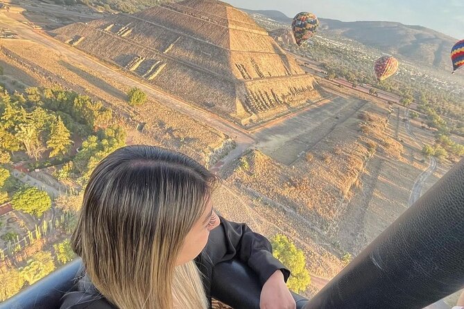Balloon flight + CDMX pickup + Buffet Breakfast - Breakfast after the balloon ride