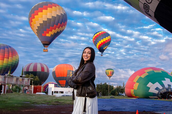 Balloon flight + pick up in CDMX + Breakfast in Cave + Teotihuacan - Breakfast inside La Cueva