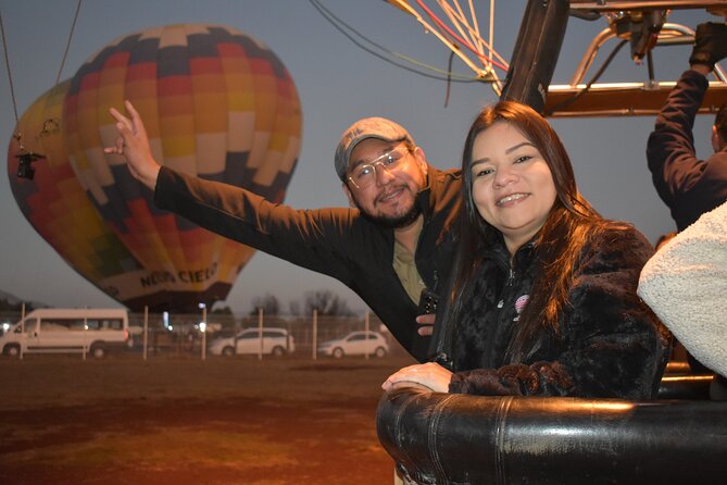 Balloon Flight with Breakfast and Transportation from CDMX - Maguey, obsidian, and traditional drinks