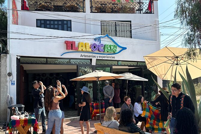 Balloon Flight with Breakfast in a Natural Cave and Transportation from CDMX - A sunrise flight above the Teotihuacán Valley