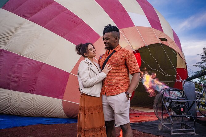 Balloon Flight with Breakfast in a Natural Cave and Transportation from CDMX - Obsidian, maguey, and a taste of Teotihuacán