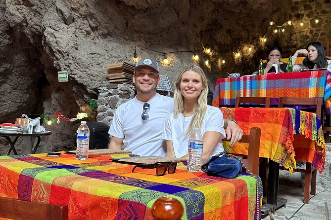 Balloon flight with breakfast in Cave and Pyramids tour from CDMX - Mezcal, tequila, pulque, and obsidian