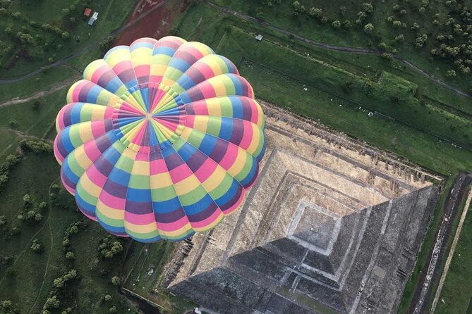 Balloon flight with or without Teotihuacan half day tour - What happens at the Globopuerto