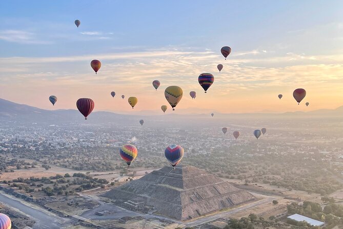 Balloon flight with pyramids tour and transportation from Mexico City - Key points to know before booking