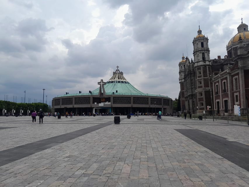 Basilica de Guadalupe: Complete Walking Tour - Plaza de las Americas and the larger sanctuary