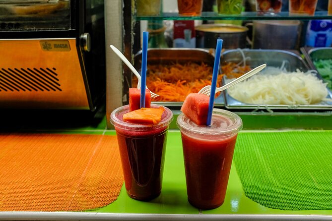 Best of Roma Sur Food Crawl in Mexico City - Starting with mole and guacamole at Las Cazuelitas