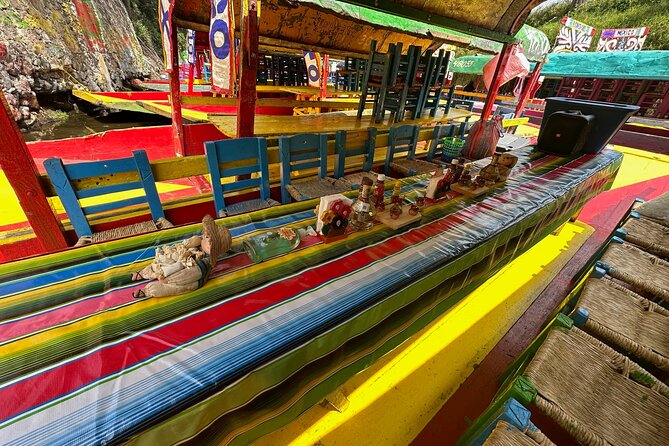 Boat Tour in Mexico City and Mezcal Fiesta with Food and ∞Drinks - My verdict on this Xochimilco boat tour