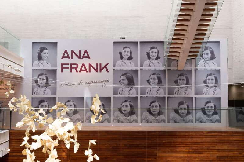 CDMX: Museum of Memory and Tolerance - Anne Frank (Entrance ticket) - The replica of the Frank family hiding place