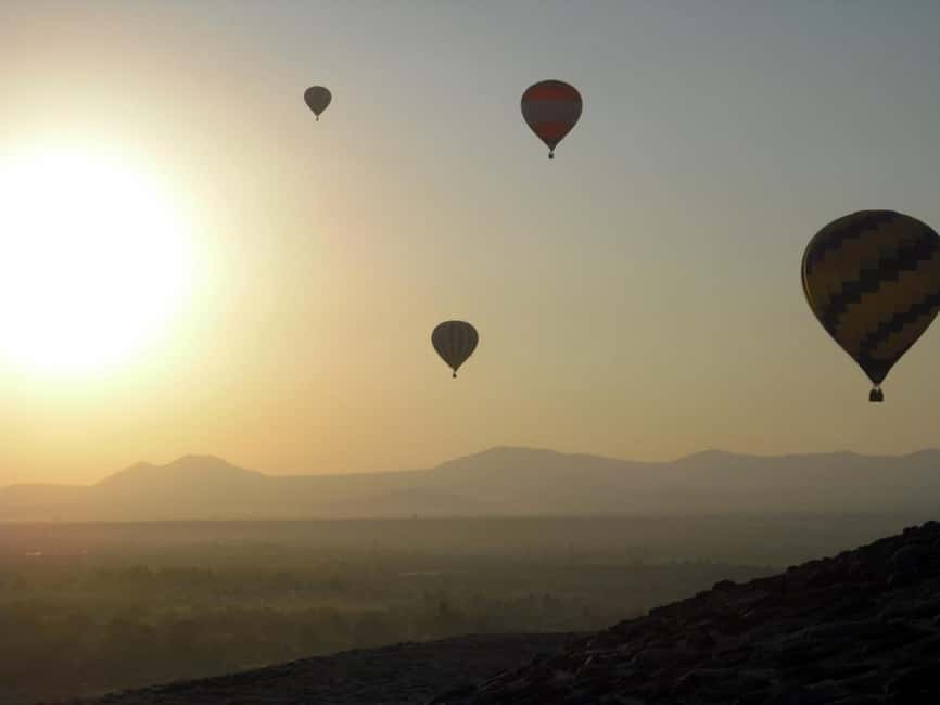 CDMX: Teotihuacan Hot Air Balloon with Breakfast - Why Teotihuacan looks best from a balloon
