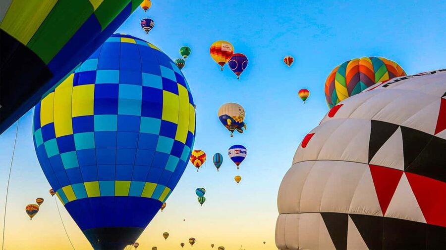 CDMX: Teotihuacan Hot Air Balloon with Breakfast - Obsidian, tequila, and the commercial stops