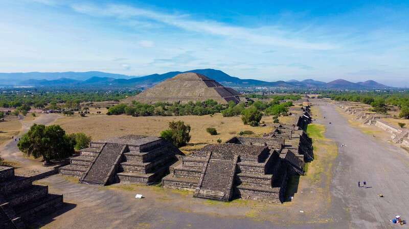 CDMX: Teotihuacan Pyramids & Guadalupe Shrine Guided Tour - Lunch and the practical value of the price