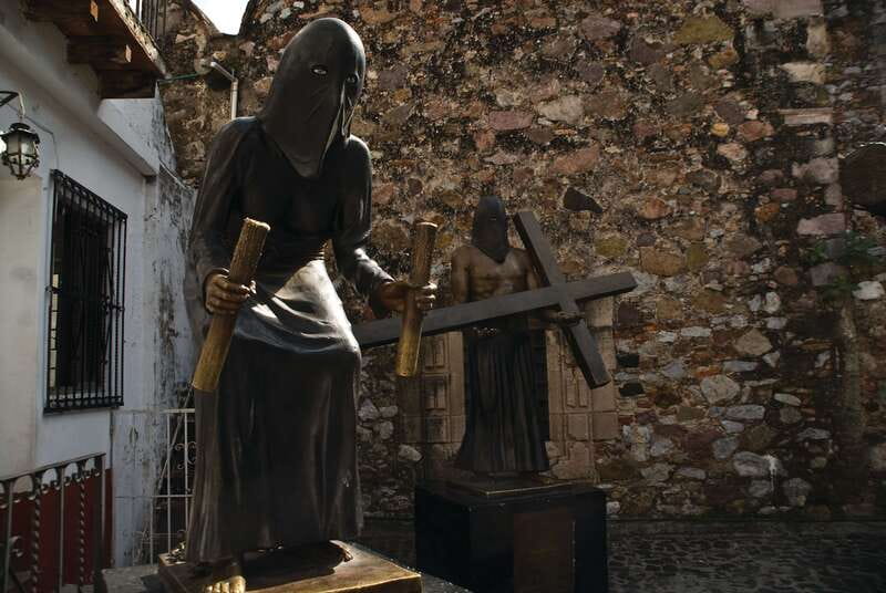 Celebration of the Passion of Christ in Taxco - Cuernavaca brings a calmer first stop