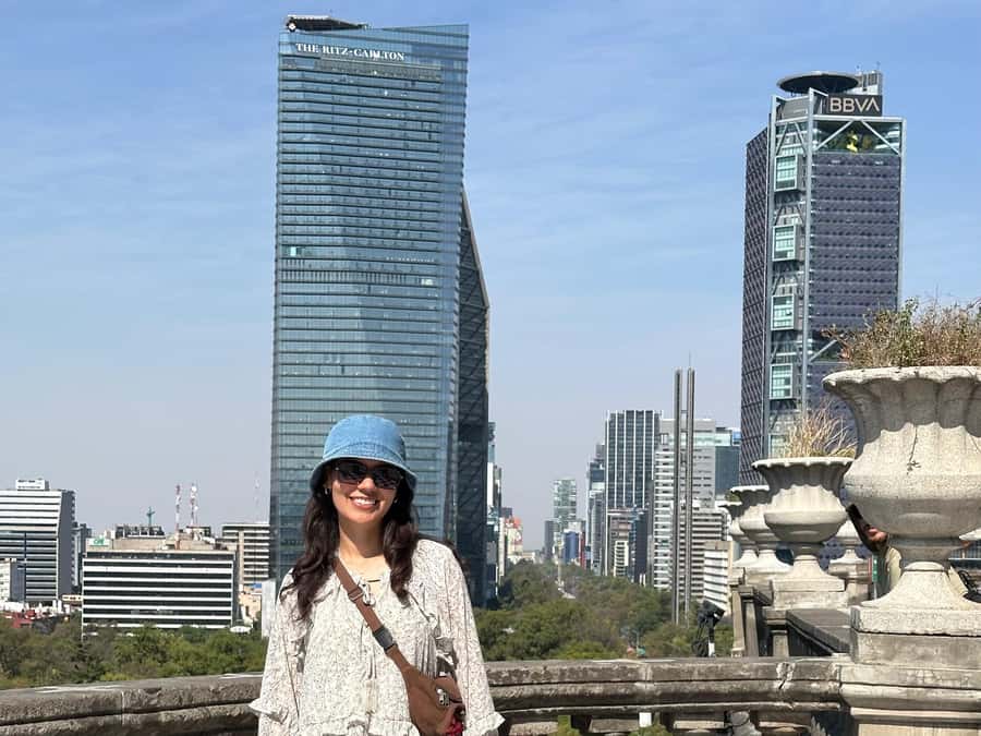 Chapultepec Castle: Private tour with local guide, tickets included - Key points to know before you book