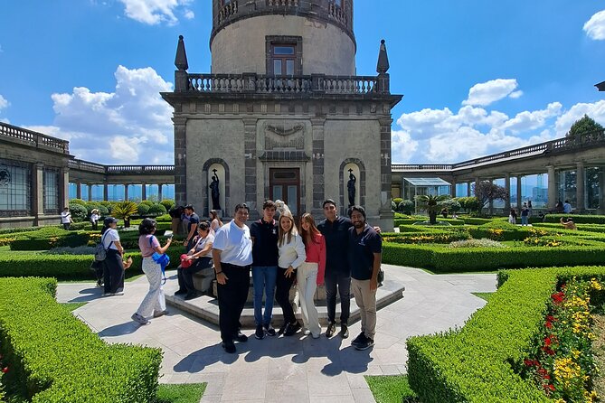 Chapultepec Castle Tour and its surroundings - Who should book this castle tour?