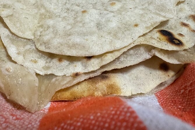 Class of Sauces and Tortillas in Mexico City - Making tortillas and Oaxaca cheese quesadillas