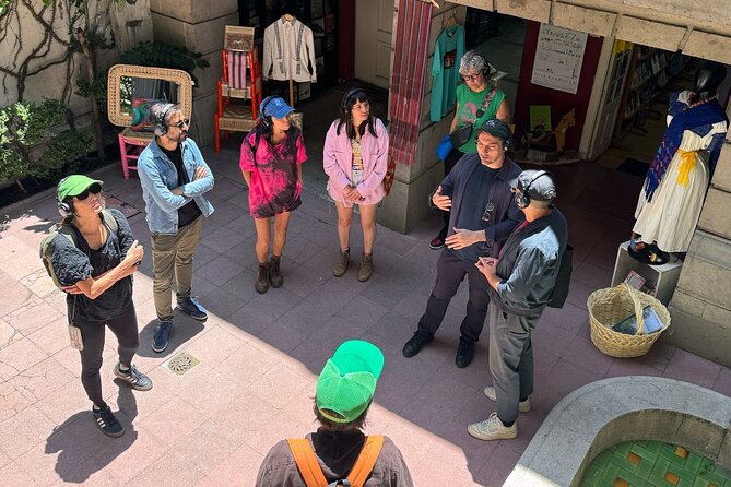 Colonia Roma Musical Walking Tour - Everyday objects and the life of modern Mexico
