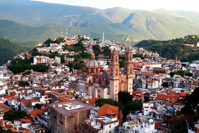 Cuernavaca and Taxco 1-day Tours from Mexico City - Cuernavaca begins with monuments, not a long museum visit
