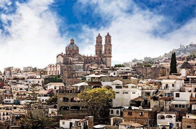 Cuernavaca and Taxco 1-day Tours from Mexico City - Santa Prisca gives Taxco its grand centerpiece