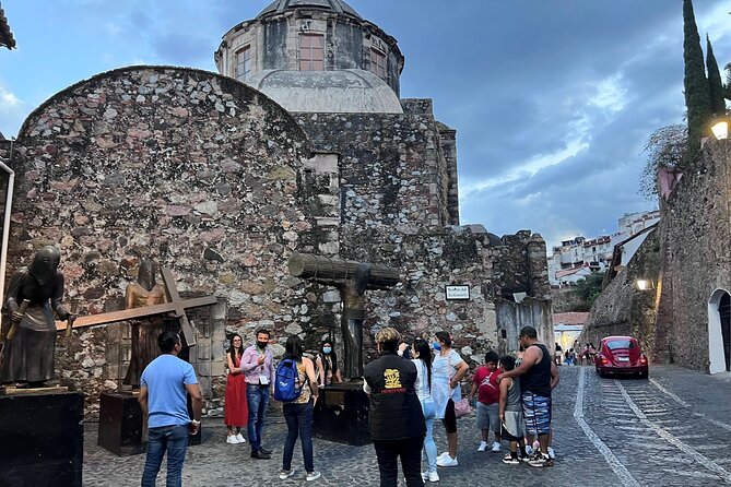 Cuernavaca and Taxco Tour from Mexico City - Lunch, buffet limits, and better expectations