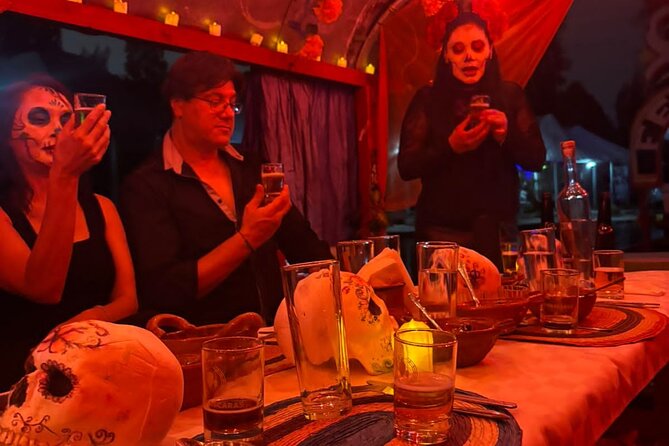Day of the Dead Night in Xochimilco: Dinner & beer tasting - Timing, comfort, and possible organization problems