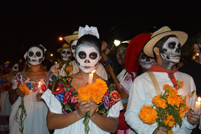 Day of the Dead Tour in Mexico City - A Day of the Dead night built around two very different stops