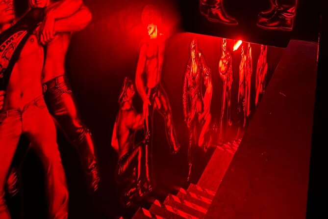 Discover Mexico City’s (CDMX) Gay (LGBTQ) Hotspots Guided Tour - Bellas Artes and the central CDMX scene