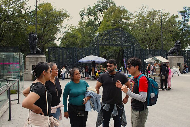 Discover Reforma & Chapultepec Park: Cable Car & Ferris Wheel - The National Auditorium stop
