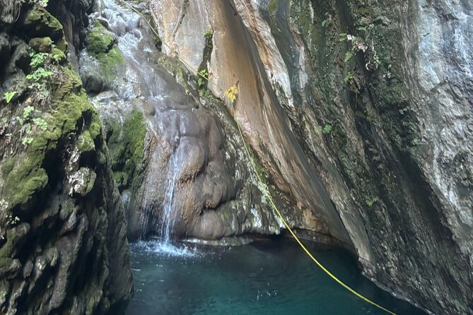 Exclusive Full-Day Tolantongo & La Gloria Hot Springs Adventure - The role of the cultural ambassador