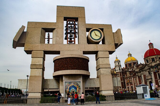 EXCLUSIVE TOUR Basilica of Guadeloupe – small groups - Inside the modern Basilica of Our Lady of Guadalupe