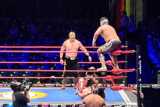 EXCLUSIVE TOUR Lucha Libre! - Small Groups - Why Arena México makes this a worthwhile night out
