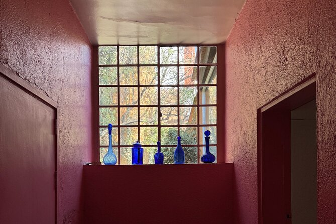EXCLUSIVE TOUR Luis Barragán Casa Ortega - small groups - The value of meeting an architect connected to the house
