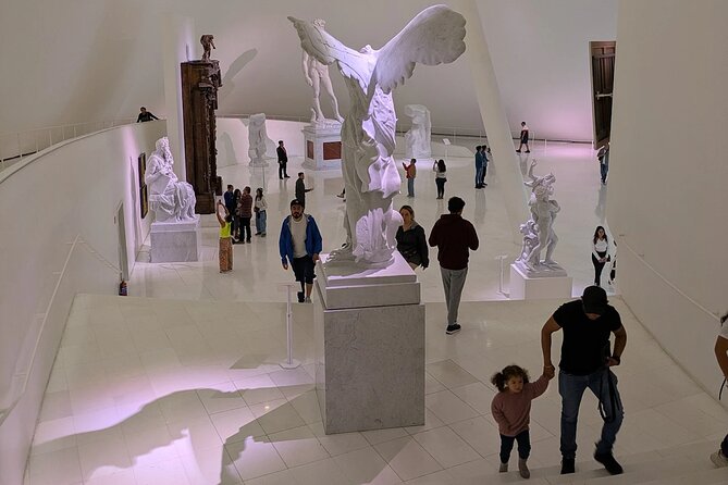 EXCLUSIVE TOUR Soumaya Museum Art and Treasures - small groups - The museums broad collection in two hours