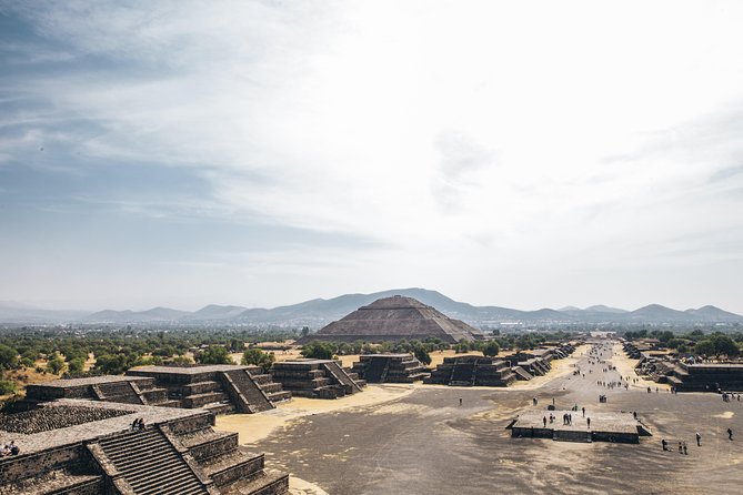 Express Tour to Teotihuacan Pyramids. Be the first to arrive! - Transportation, pickup, and timing