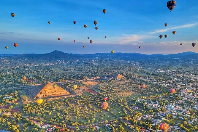 Fly by Teotihuacan Balloon / Private Transportation + Cave Breakfast - Coffee, biscuits, and balloon check-in