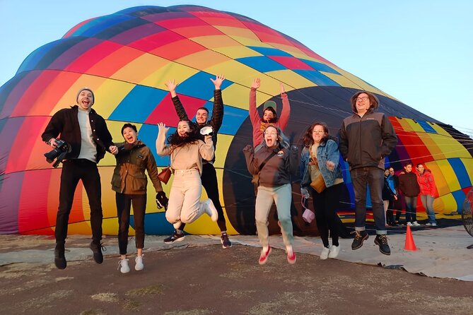 Fly by Teotihuacan Balloon / Private Transportation + Cave Breakfast - Who will enjoy this most