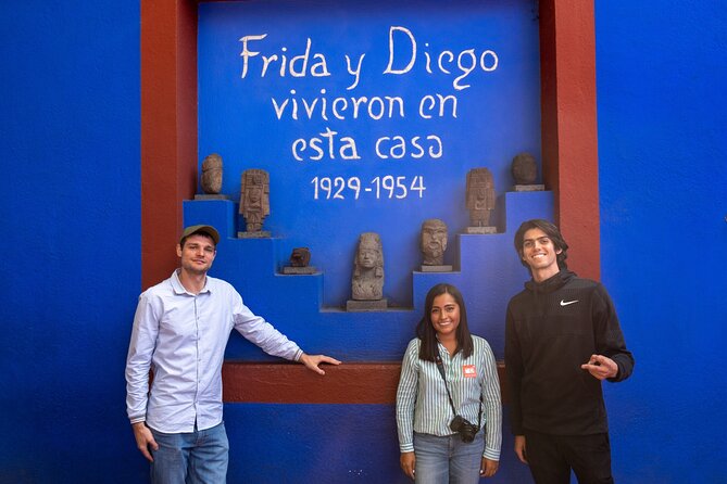 Frida Kahlo Museum Tour: A Journey Through Art and Legacy - Leon Trotsky’s final home and Frida’s political circle