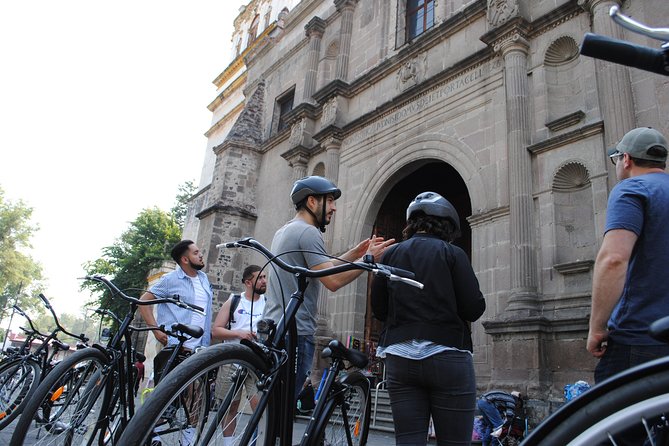 Frida Kahlo VIP [Museum Tickets Included] Bike, Markets & Churros - Arriving at Casa Azul