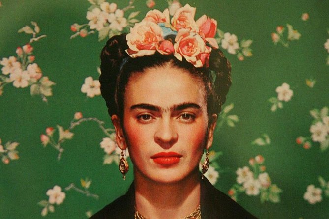 Frida Kahlo VIP [Museum Tickets Included] Bike, Markets & Churros - Churros, atole, and a pause in the ride
